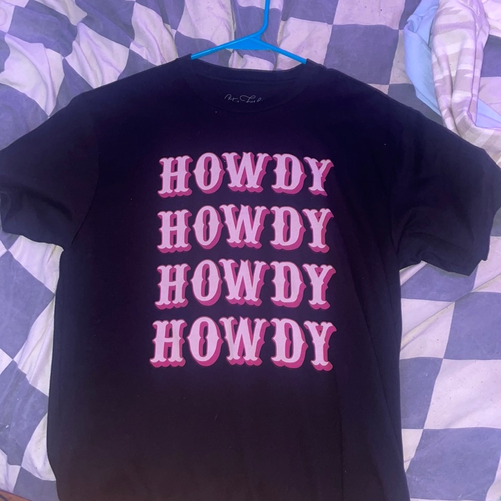 PINK BOUTIQUE HOWDY TEE